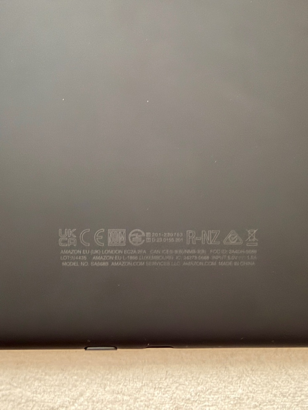 Amazon Kindle Paperwhite (2024) - Black 16GB - Picture 5 of 7